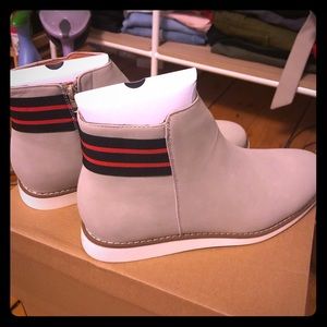 Men's Rowlock Side-Zip Ankle Boots